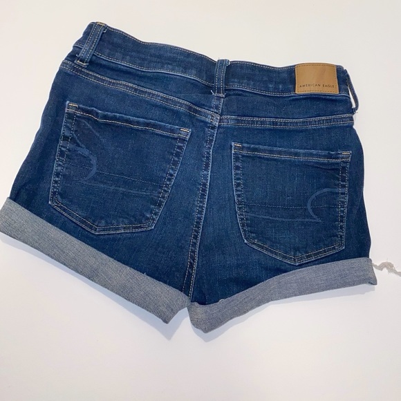 AMERICAN EAGLE hi rise cuffed shorts - Picture 3 of 5